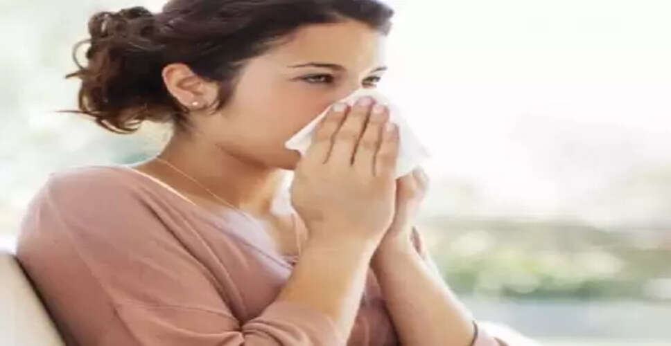 बार-बार छींक आना सर्दी नहीं एलर्जी का है संकेत, जानें कारण और बचाव का तरीका