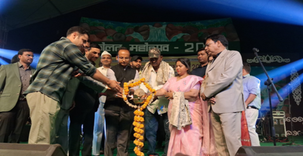 तीन दिवसीय ककोलत महोत्सव 2026 का भव्य आगाज, सलमान अली ने मनमोहक प्रस्तुति दी