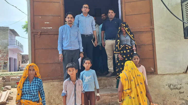 करौली में झोलाछाप डॉक्टर की लापरवाही से मासूम की मौत! कार्रवाई नहीं होने पर ग्रामीणों में भारी आक्रोश