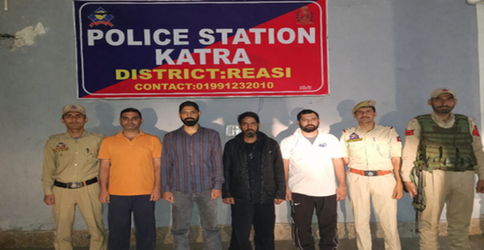 जम्मू : सोशल मीडिया पर वीडियो वायरल होने के बाद पुलिस ने नशीली दवाइयों के तस्कर को किया गिरफ्तार