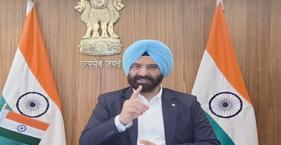 &lsquo;दिल्ली खादी कौशल विकास योजना&rsquo; से 16,000 से अधिक कारीगरों को सशक्त बनाया जाएगा: सिरसा