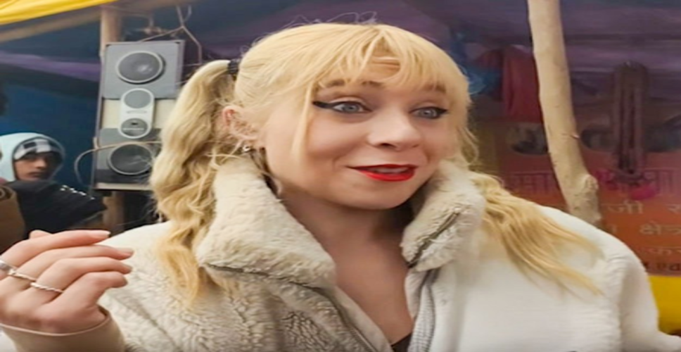 'दिल में बस गया है भारत', प्रयागराज माघ मेले में इटली से आई महिला ने बताया अपना अनुभव