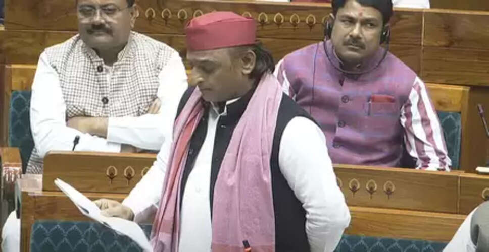 अखिलेश यादव बोले, चुनाव सुधार की शुरुआत आयोग से होनी चाहिए; एसआईआर को छिपा हुआ एनआरसी बताया