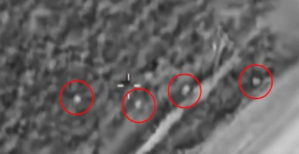 इजरायल का दावा : पश्चिमी ईरान में नष्ट क&zwj;िया ड्रोन ठिकाना, भागते सैनिकों को बनाया निशाना