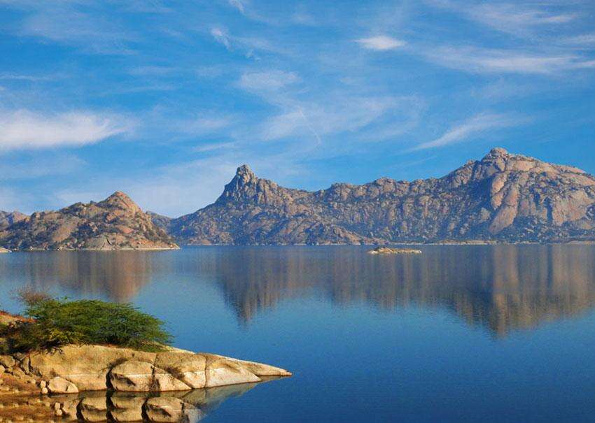 जवाई बांध राजस्थान: तेंदुओं की धरती और पश्चिमी राजस्थान का प्रमुख जल स्रोत