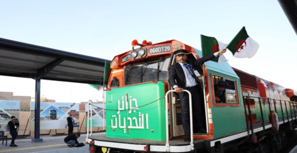 चीन निर्मित अफ्रीका की पहली रेगिस्तानी भारी माल ढुलाई वाली रेलवे लाइन यातायात के लिए खुली