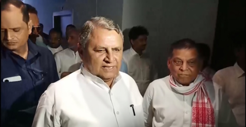राबड़ी देवी के आवास विवाद पर विजय चौधरी बोले- 'सरकारी नियमों का पालन सभी के लिए जरूरी'