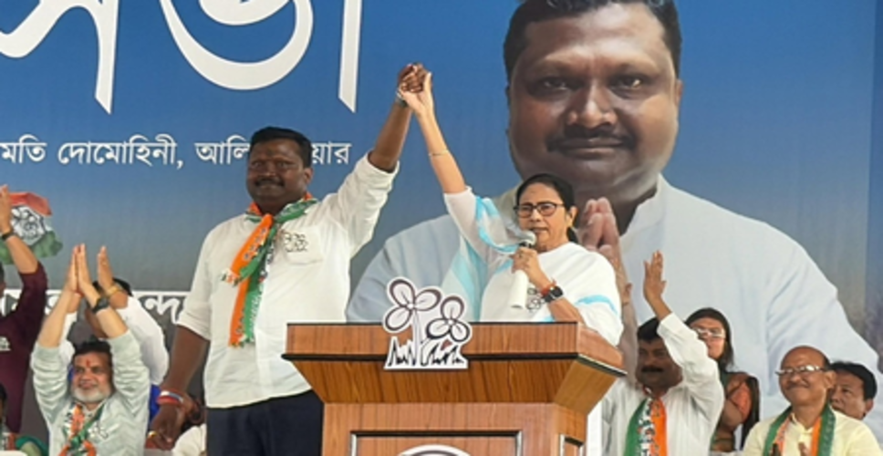 टीएमसी को एक और झटका, तीसरे राज्यसभा सांसद प्रकाश चिक बड़ाईक ने दिया इस्तीफा