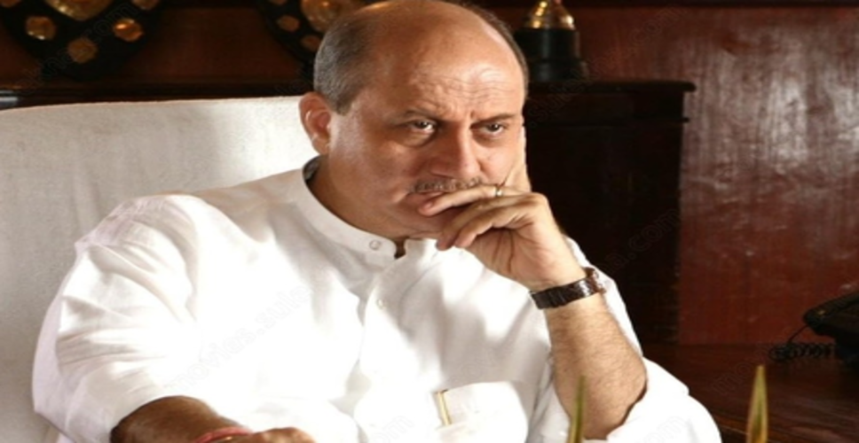 कॉमेडी से विलेन तक&hellip; हर रोल में छाए अनुपम खेर, 40 साल का शानदार फिल्मी सफर