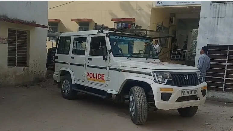 हत्या के बाद आरोपी की चौंकाने वाली हरकत, टेंपो में शव लेकर पहुंचा अस्पताल, खूद ने पुलिस को दी सूचना