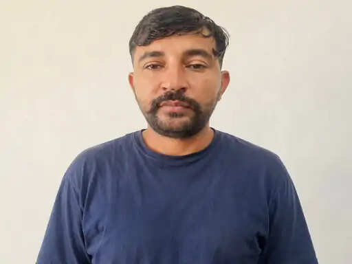 पटवारी भर्ती परीक्षा में डमी अभ्यर्थी बैठाकर नौकरी पाने वाला पटवारी गिरफ्तार, 5 लाख में हुई थी डील