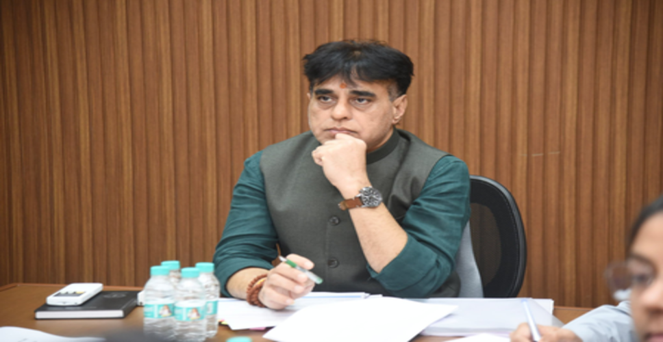 छात्रों के भविष्य से कोई समझौता नहीं किया जाएगा: गुजरात के स्वास्थ्य मंत्री