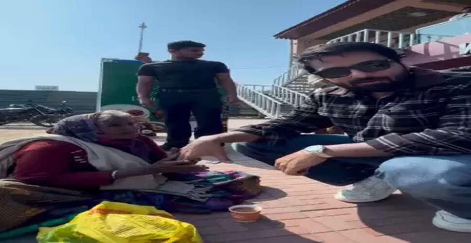 बॉलीवुड-टीवी सेलेब्स ने दी मकर संक्रांति की शुभकामनाएं, किसी ने मराठी लुक, तो किसी ने गरीबों की मदद कर किया सेलिब्रेट