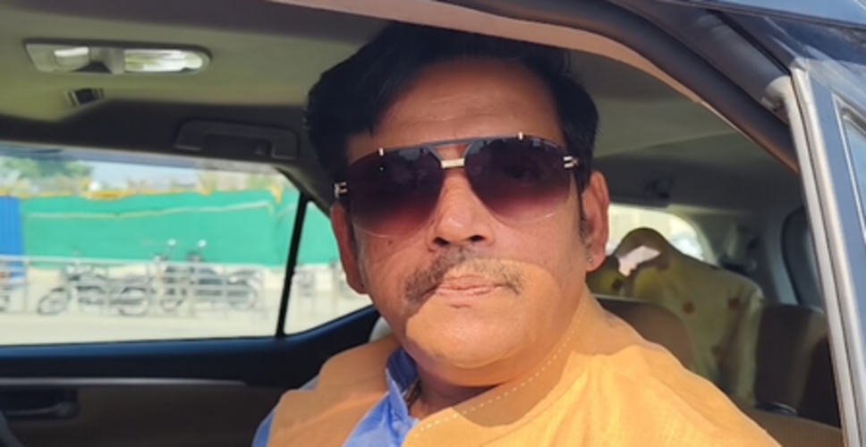 मंत्रिमंडल विस्तार के बाद अयोध्या पहुंचे रवि किशन, बोले- 2027 में 2017 के चुनाव का रिकॉर्ड टूटेगा