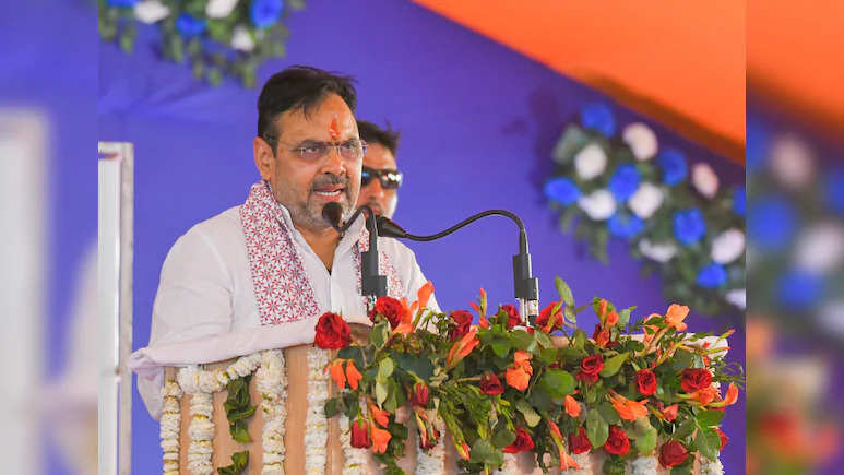 रूद्र महायज्ञ की पूर्णाहुति पर पहुंचे अमित शाह