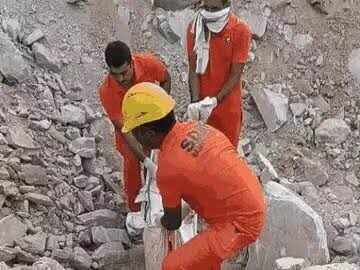 जयपुर के जोबनेर में पत्थर की खान ढही, 15 घंटे बाद मलबे से निकला मजदूर का शव; मशीन ड्राइवर घायल
