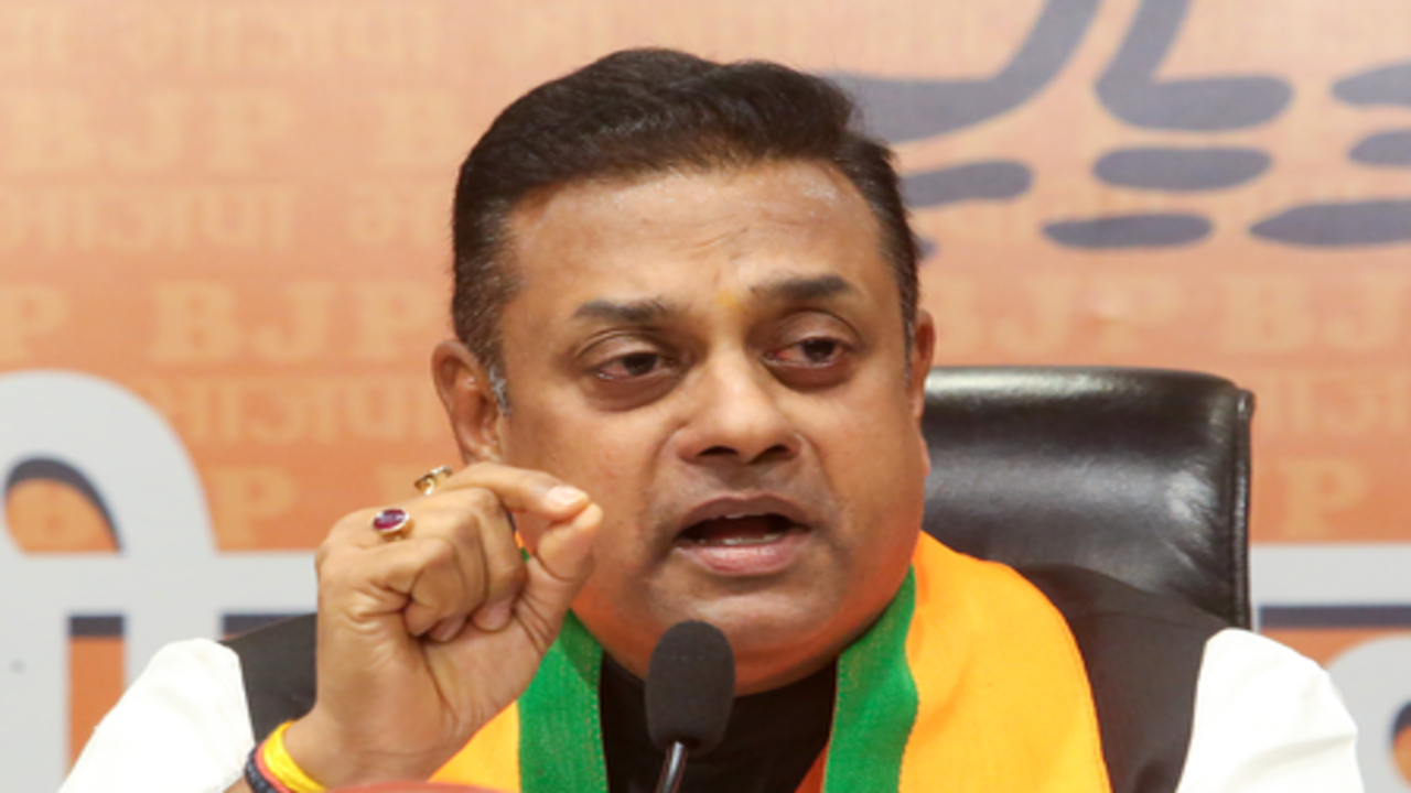 कांग्रेस राजनीतिक स्वार्थ के लिए संवैधानिक संस्थाओं की प्रतिष्ठा को पहुंचा रही नुकसान: संबित पात्रा