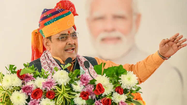 'गहलोत साहब अपने पेपर देख लीजिए' अरावली के मुद्दे पर कांग्रेस पर जमकर बरसे सीएम