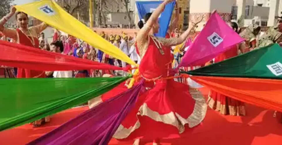 गुजरात : पीएम मोदी गांधीनगर को देंगे मेट्रो की सौगात, लोग बोले- गर्व और खुशी का क्षण, स्&zwj;वागत के लिए तैयार