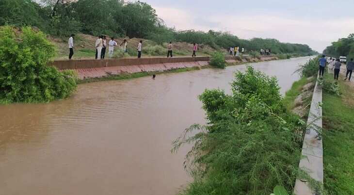 वीडियो! डेढ़ महीने बाद IGNP में पहुंचा पानी, 10,800 क्यूसेक पानी छोड़ा गया, सूरतगढ़ में किसानों के चेहरों पर लौटी मुस्कान