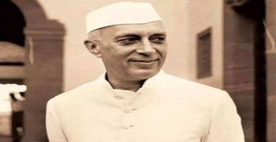 जवाहरलाल नेहरू की पुण्यतिथि पर सत्ता पक्ष और विपक्ष के नेताओं ने दी श्रद्धांजलि, योगदान को किया याद