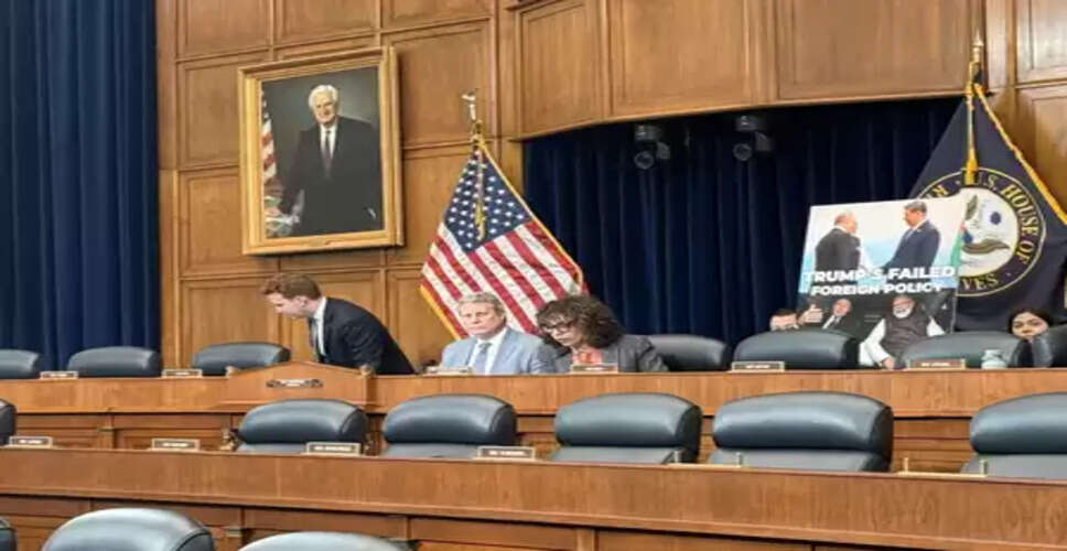 डेमोक्रेट्स ने उठाए ट्रंप की नीतियों पर सवाल, चेताया-ज्यादा टैरिफ से भारत को खो देगा अमेरिका