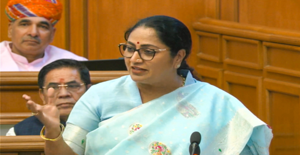 सीएजी रिपोर्ट पर रेखा गुप्ता ने विधानसभा में केजरीवाल पर निशाना साधा, बोलीं- अपने लिए शीशमहल बना रहे थे