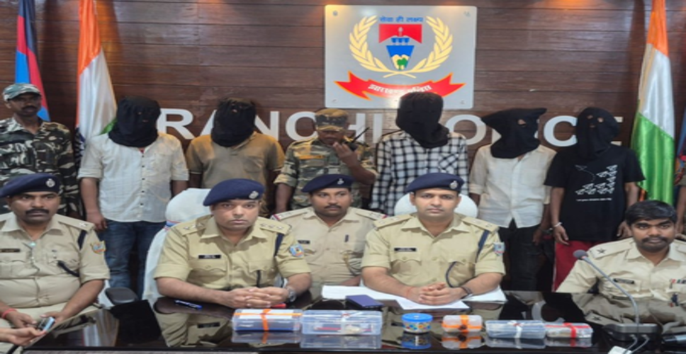रांची में ब्राउन शुगर के कारोबार के खिलाफ पुलिस का अभियान, पांच तस्कर गिरफ्तार