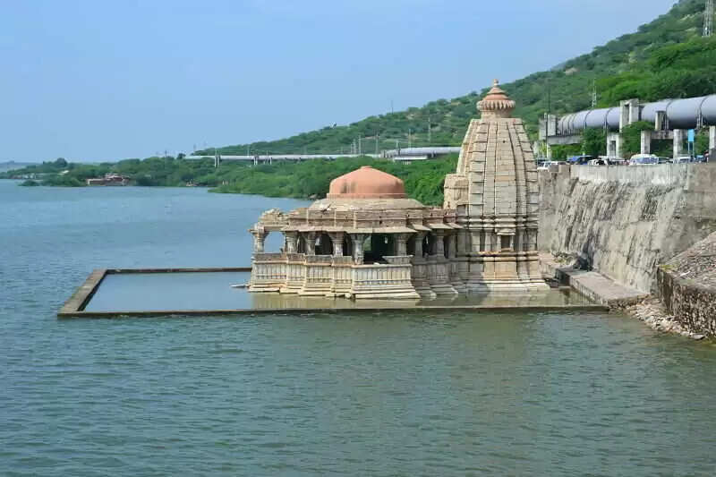वायरल डॉक्यूमेंट्री में जाने पर्यटन की दृष्टि से क्यों महत्वपूर्ण है Bisalpur Dam ? जाने&nbsp;गोकर्णेश्वर मंदिर का पौराणिक रहस्य