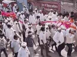 64 साल साथ निभाया, अंतिम सफर भी हुआ साथ, पत्नी की मौत के डेढ़ घंटे बाद पति ने भी त्यागे प्राण