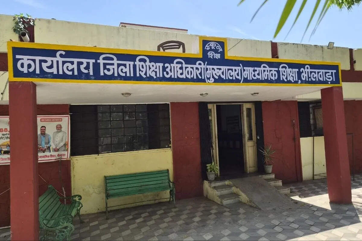 प्रारंभिक शिक्षा निदेशक का बड़ा फैसला, अब अभिभावक के शपथ पत्र के आधार पर भी मिलेगा दाखिला