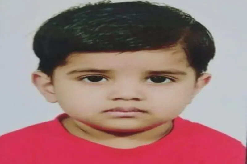 चार साल के मासूम की एम्स में मौत, परिवार में मातम, डॉक्टरों की कोशिशें नाकाम, जाते जाते 2 जिंदगियों को रोशनी दे गया लक्ष्य