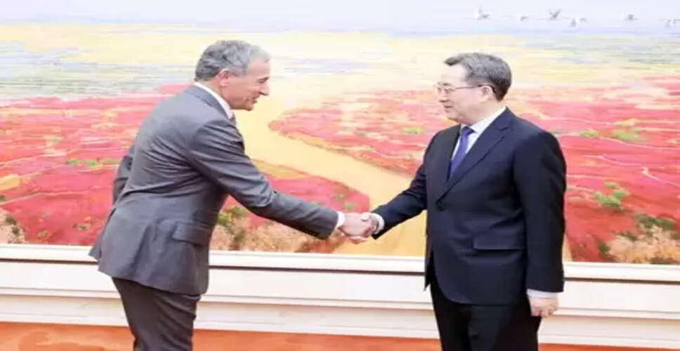 डिंग श्वेएश्यांग ने वॉल्ट डिज्नी कंपनी के सीईओ से मुलाकात की