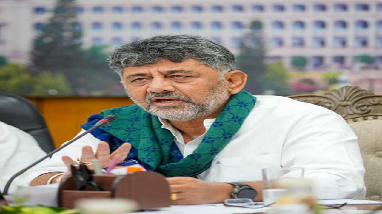 कर्नाटक: मुख्यमंत्री शिवकुमार ने खड़गे की रैली स्थल पर हुए ‘शुद्धिकरण’ की कड़ी निंदा की