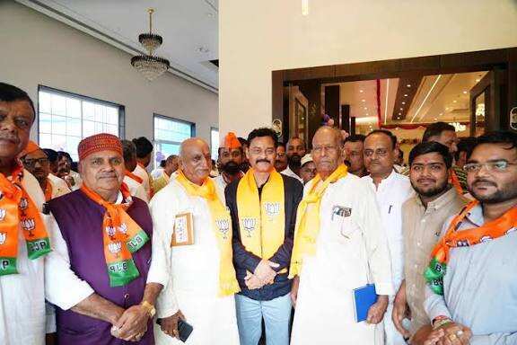 Rajasthan Nikay Chunav 2026: सिरोही में रितु जैन को लेकर बदला चुनावी घटनाक्रम, बाड़मेर में कांग्रेस पार्षदों की बाड़ाबंदी चर्चा में