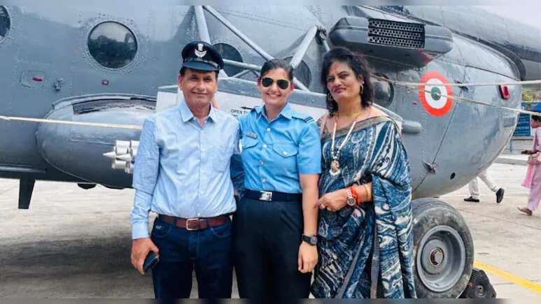 बारां की ऋषिना शर्मा बनी भारतीय वायु सेना की फ्लाइंग ऑफिसर, जिले में खुशी का माहौल