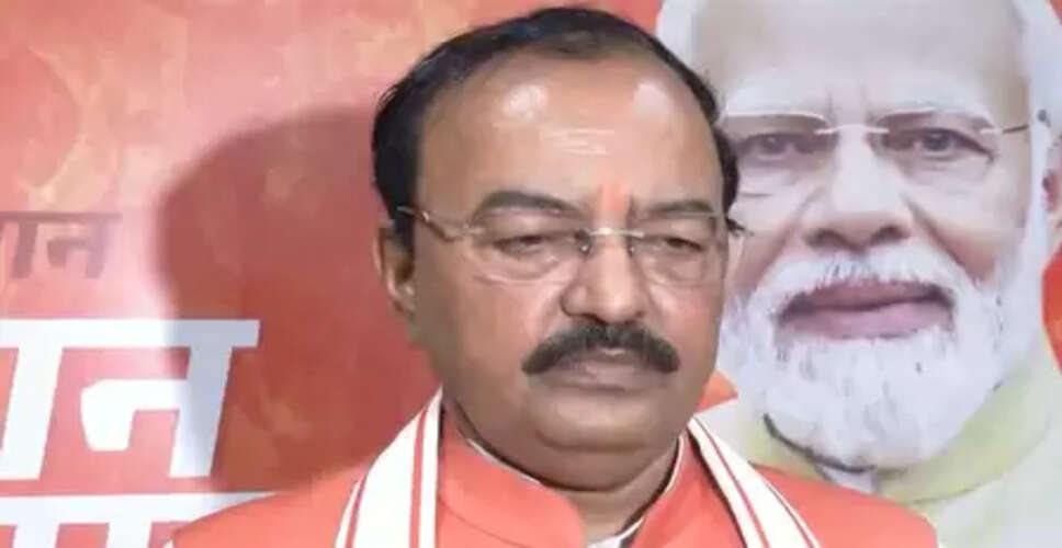 कांग्रेस ने तुष्टिकरण के लिए वंदे मातरम और देश के टुकड़े किए: केशव प्रसाद मौर्य