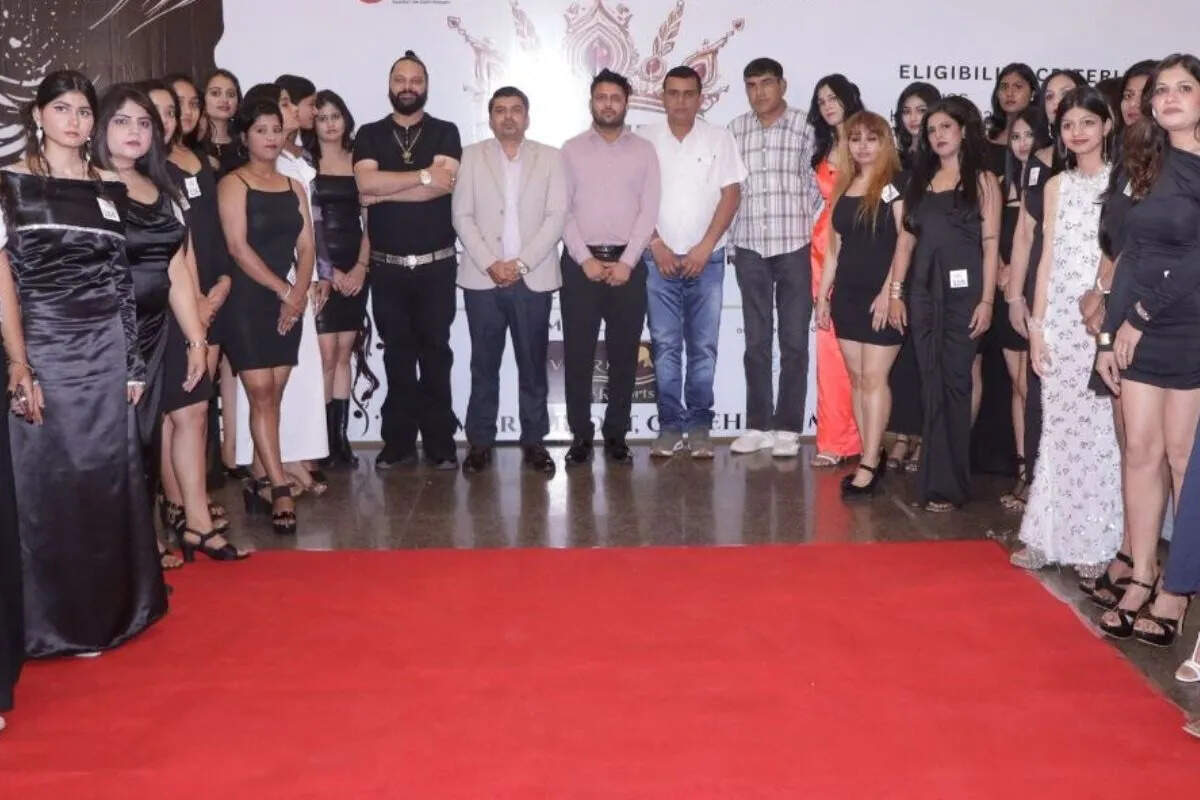 500 से अधिक प्रतिभागियों ने मंच पर दिखाया हुनर, कैटवॉक से लेकर मिमिक्री तक का जलवा