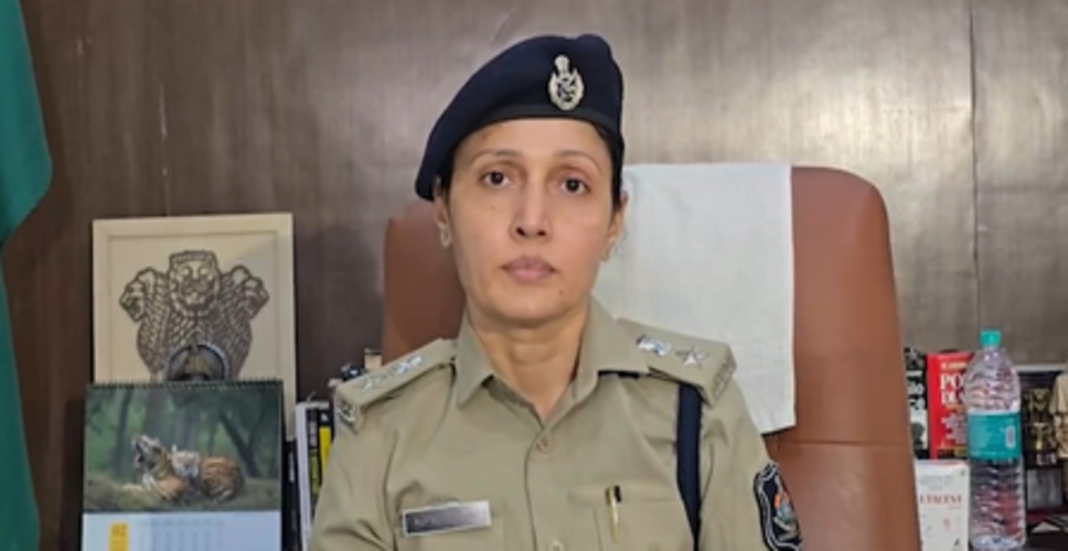 फोन चोरी करने फ्लाइट से पहुंचे अहमदाबाद, पुलिस ने अंतरराज्यीय चोर गिरोह का किया भंडाफोड़