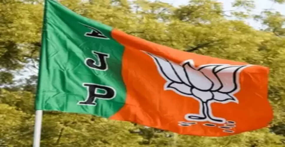 शिवसेना को बदलापुर में बड़ा झटका, उपशहर प्रमुख प्रवीण राऊत समेत कई कार्यकर्ता भाजपा में शामिल