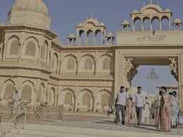 जैसलमेर में डेडानसर टेंट सिटी में चादर महोत्सव, फुटेज में देंखे 25 हजार श्रद्धालुओं के लिए अस्थायी शहर बसाया गया