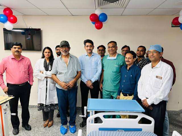 जयपुर में शुरू हुई ‘आश्रम 4’ की शूटिंग, प्रियंका हॉस्पिटल में फिल्माए गए सीन, वीडियो में जाने प्रकाश झा ने कलाकारों को समझाई किरदार की बारीकियां