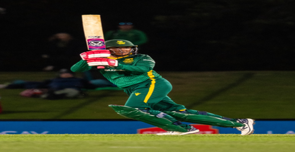 कायला रेनेके ने रचा इतिहास, ऐसा करने वाली पहली महिला क्रिकेटर बनीं