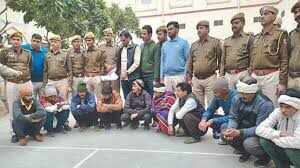 जयपुर में शराब ठेके पर बवाल, 14 से अधिक लोग हिरासत में