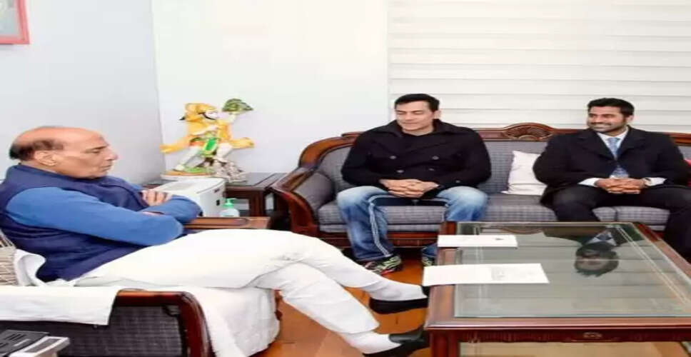 सुधांशु पांडेय ने राजनाथ सिंह से की मुलाकात, बोले- उनके विचारों में अद्भुत दूरदर्शिता