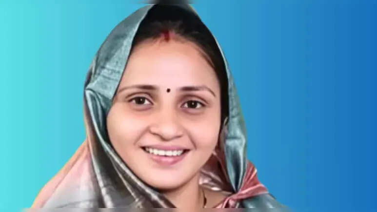 "बीजेपी सांसद भी दूसरे राज्‍यों को देते हैं एमपी लैड फंड का पैसा", संजना जाटव ने भी लगाए गंभीर आरोप