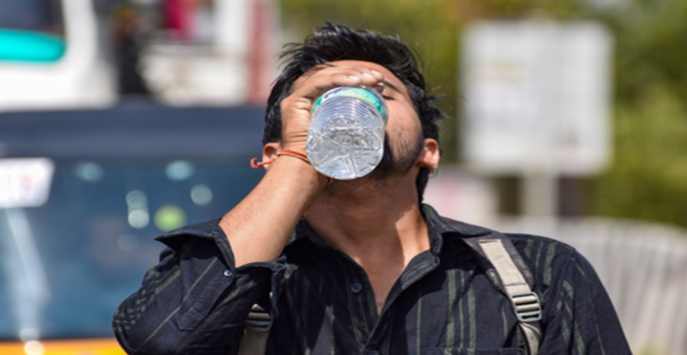 एनसीआर में मौसम : तेज गर्मी और लू से राहत, अगले चार दिनों तक बारिश और तेज हवाओं के आसार