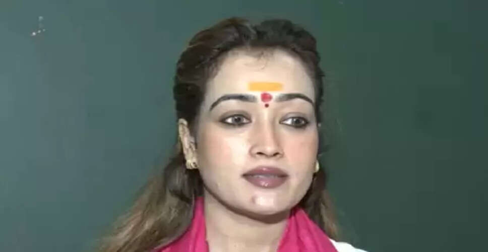 'गद्दी पर बैठे कुछ लोग नहीं चाहते कि वे आगे बढ़ें,' हर्षा रिछारिया ने बिना नाम लिए साधु-संतों पर साधा निशाना