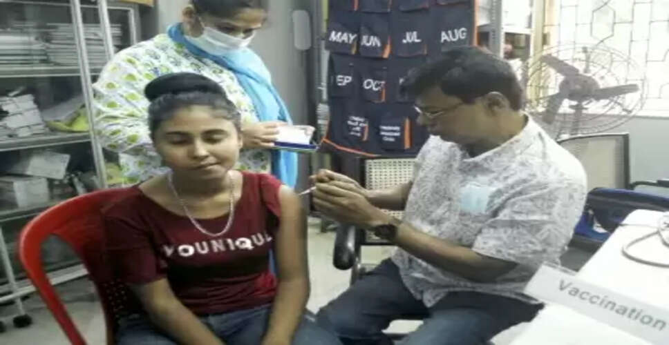 एचपीवी वैक्सीन प्री-कैंसर घावों को रोकने में भी कारगर: स्टडी