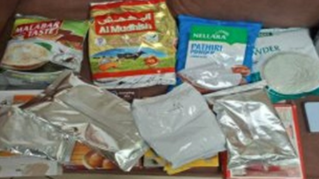मुंबई एयरपोर्ट पर डीआरआई की बड़ी कार्रवाई, 14.81 करोड़ का 9.40 किलो सोना पाउडर जब्त